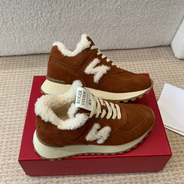 VIV' RUN SNEAKER IN BROWN SUEDE AND SHEARLING