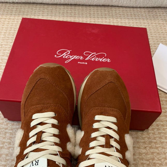 VIV' RUN SNEAKER IN BROWN SUEDE AND SHEARLING