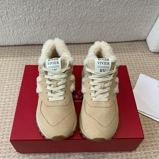 VIV' RUN SNEAKER IN LIGHT BROWN SUEDE AND SHEARLING