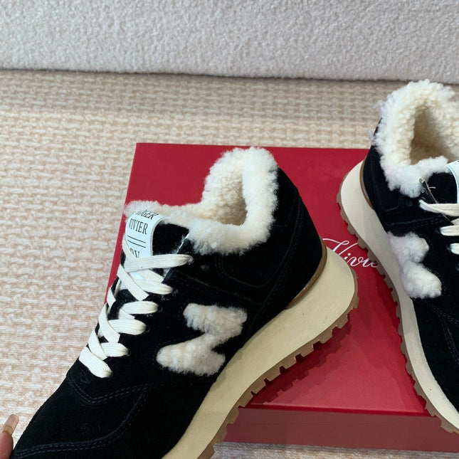 VIV' RUN SNEAKER IN BLACK SUEDE AND SHEARLING