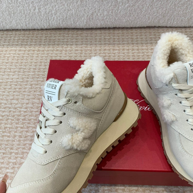 VIV' RUN SNEAKER IN BEIGE SUEDE AND SHEARLING