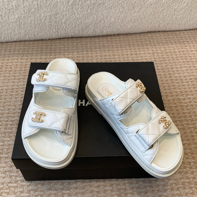 DAD SANDAL IN WHITE SHEEPSKIN MULE