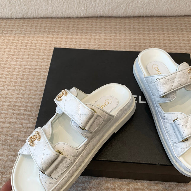 DAD SANDAL IN WHITE SHEEPSKIN MULE