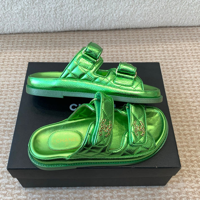 DAD SANDAL IN EMERALD GREEN SHEEPSKIN MULE