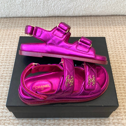 DAD SANDAL IN MAGENTA PURPLE SHEEPSKIN