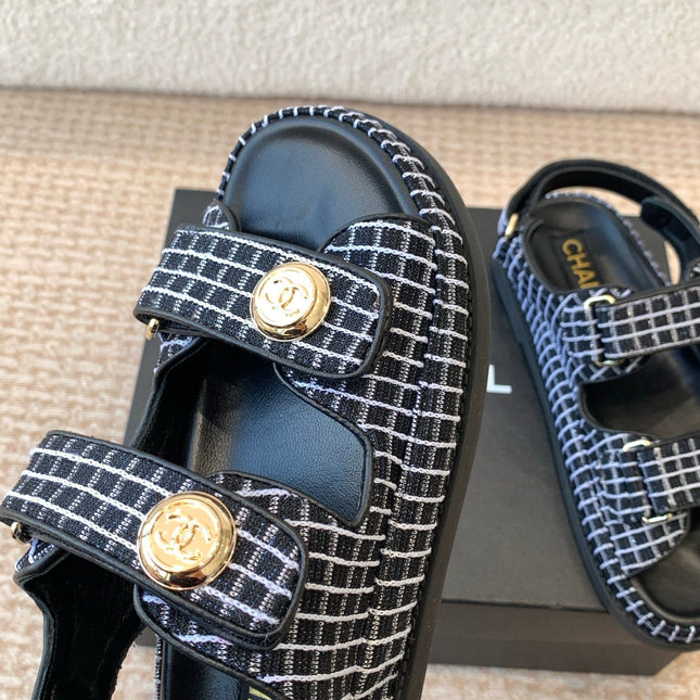 DAD SANDAL IN BLACK MIX WHITE DENIM FABRIC