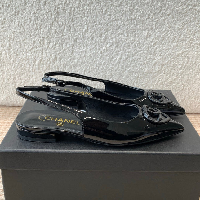 FLAT SLINGBACKS IN BLACK PATENT CALFSKIN