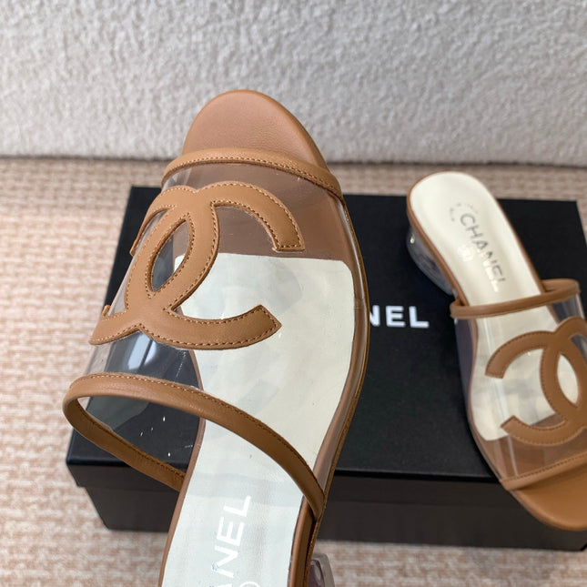 SLIDE SANDALS IN CINNAMON BROWN LAMBSKIN WITH TRANSPARENT PVC