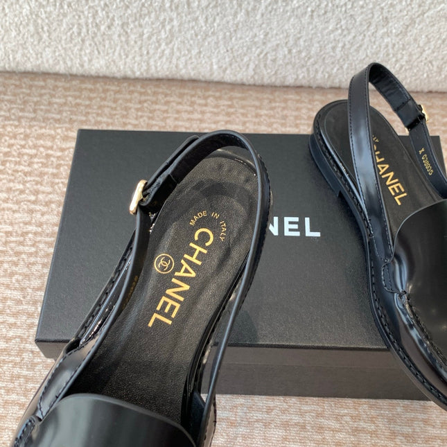 CC MOCCASIN SLINGBACK IN BLACK PATENT CALFSKIN