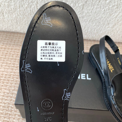 CC MOCCASIN SLINGBACK IN BLACK PATENT CALFSKIN