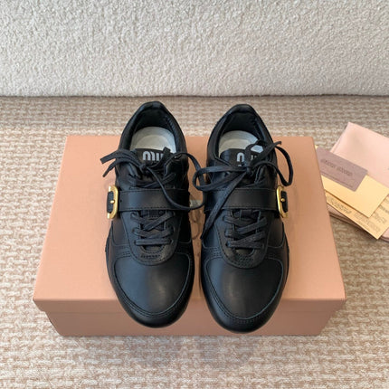 GYMNASIUM SNEAKER IN BLACK CALFSKIN WITH GOLD BUCKLED STRAP