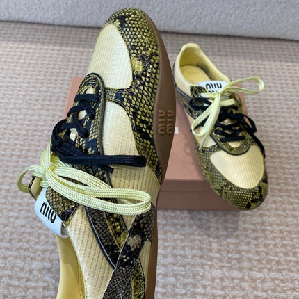 GYMNASIUM SNEAKER IN YELLOW FABRIC SNAKE EFFECT CALFSKIN