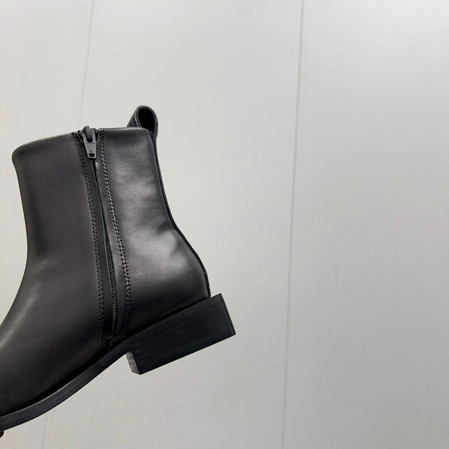 SHORT BOOTS 35 MM IN BLACK CALFSKIN