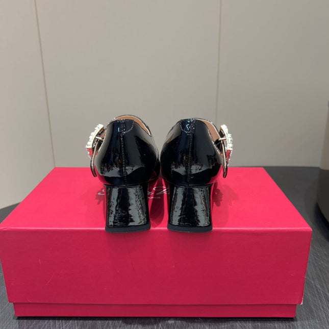 ROGER VIVIER 25S TRÈS VIVIER 50MM IN BLACK CALFSKIN WITH RHINESTONE BUCKLE