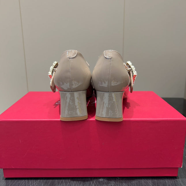 ROGER VIVIER 25S TRÈS VIVIER 50MM IN NUDE CALFSKIN WITH RHINESTONE BUCKLE