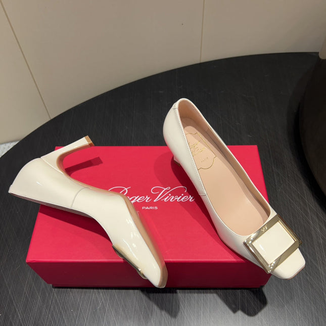 ROGER VIVIER 25S BELLE VIVIER PUMPS 70MM IN WHITE CALFSKIN GOLD BUCKLE
