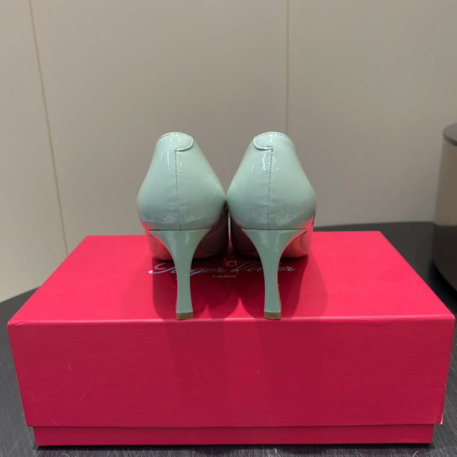 ROGER VIVIER 25S BELLE VIVIER PUMPS 70MM IN PALE MINT GREEN CALFSKIN GOLD BUCKLE