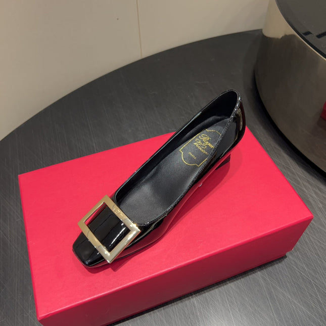 ROGER VIVIER 25S BELLE VIVIER PUMPS 45MM IN BLACK CALFSKIN GOLD BUCKLE
