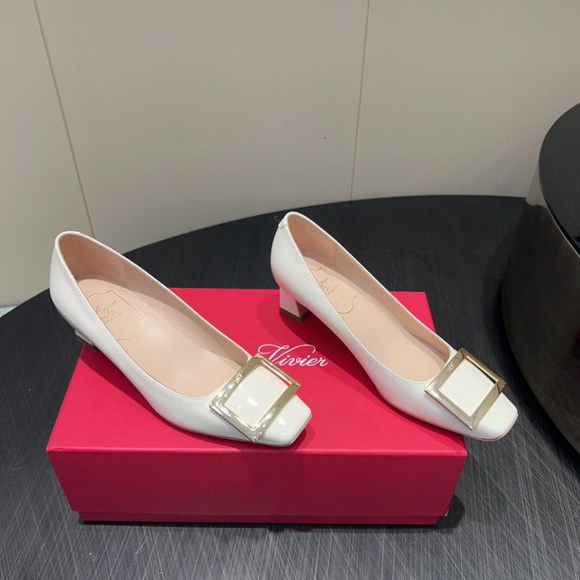 ROGER VIVIER 25S BELLE VIVIER PUMPS 45MM IN IVORY CALFSKIN GOLD BUCKLE