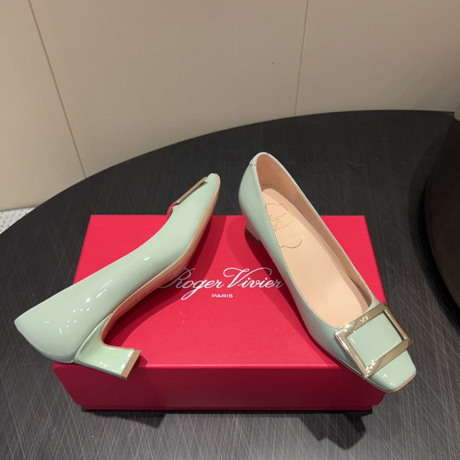 ROGER VIVIER 25S BELLE VIVIER PUMPS 45MM IN PALE MINT GREEN CALFSKIN GOLD BUCKLE