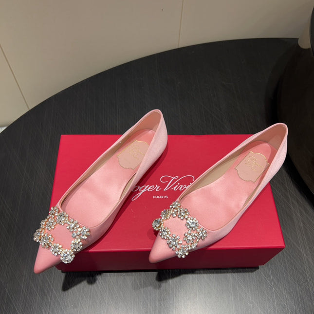 ROGER VIVIER 25S GRETE BALLET FLATS IN BABY PINK SILK WITH EMBELLISHED CRYSTALS