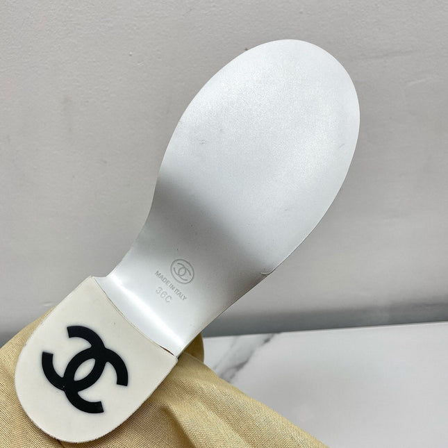 WEDGE PLATFORM WHITE LAMBSKIN WITH FLOWER