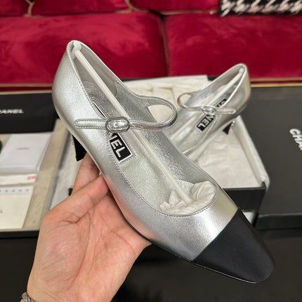 HIGH MARY JANE IN SILVER CALFSKIN AND BLACK SATIN