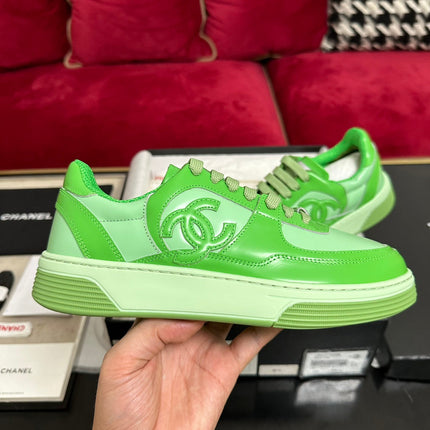 TRAINERS IN LIGHT GREEN SHINY CALFSKIN