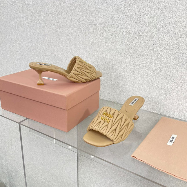 WOMEN'S MID - HEEL APRICOT COLOR LEATHER