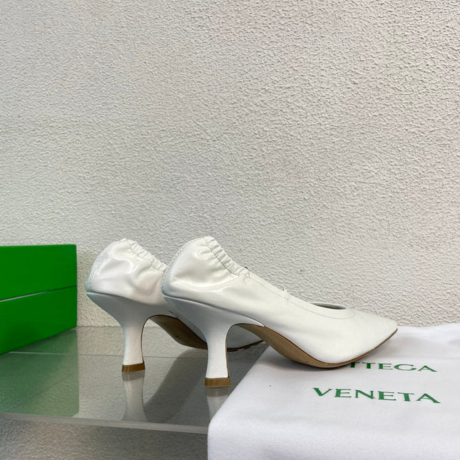 SHARP CHAIN PUMP 6 CM IN WHITE CALFSKIN