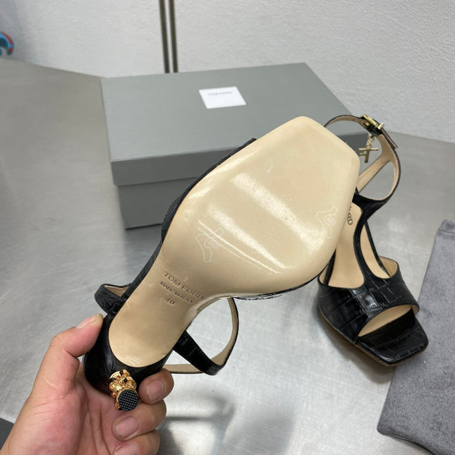 HIGH-HEELED T-STRAP SANDAL IN BLACK CALFSKIN