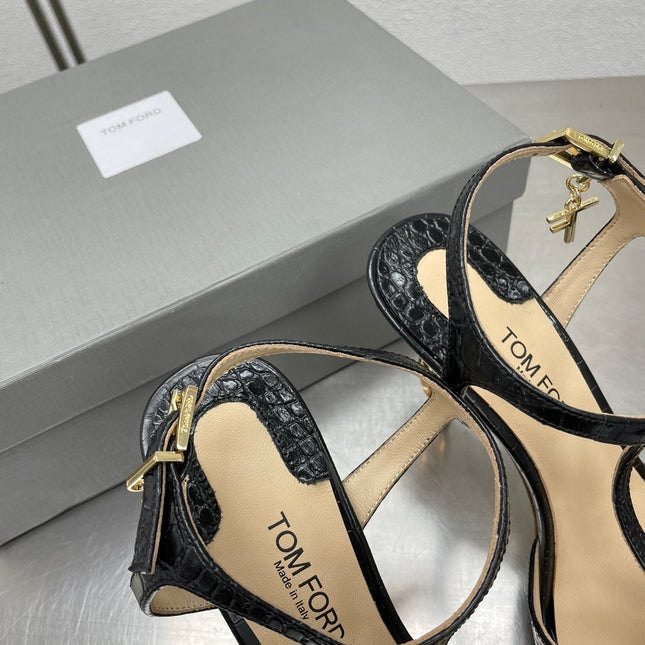 HIGH-HEELED T-STRAP SANDAL IN BLACK CALFSKIN