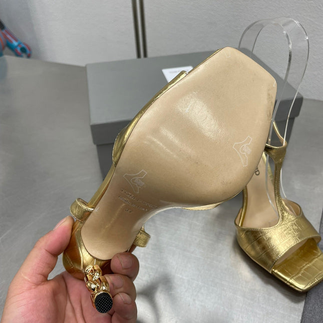 HIGH-HEELED T-STRAP SANDAL IN GOLD CALFSKIN