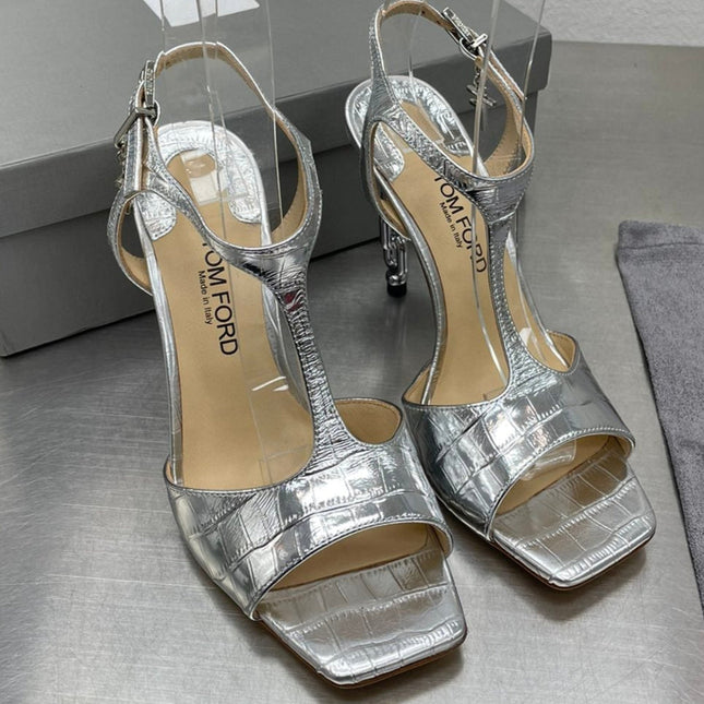 HIGH-HEELED T-STRAP SANDAL IN SILVER CALFSKIN