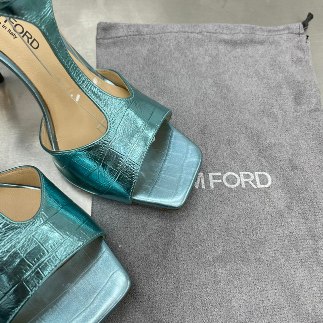 HIGH-HEELED T-STRAP SANDAL IN SKY BLUE CALFSKIN