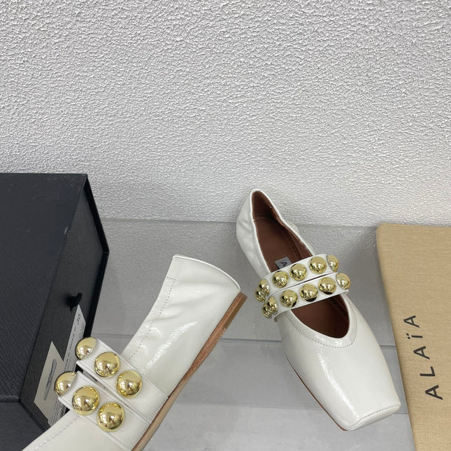 ALAIA MARY JANE PEARL IN GLOSSY WHITE LAMBSKIN