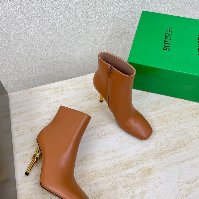 KNOT ANKLE BOOT IN BRONZE BROWN CALFSKIN WITH GOLD METAL HEEL 9 CM