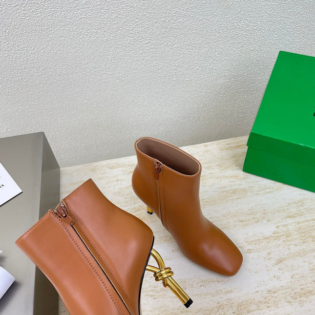 KNOT ANKLE BOOT IN BRONZE BROWN CALFSKIN WITH GOLD METAL HEEL 9 CM