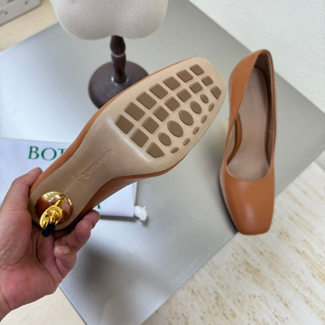 KNOT HIGH PUMP IN BRONZE BROWN AND GOLD METAL HEEL 9 CM