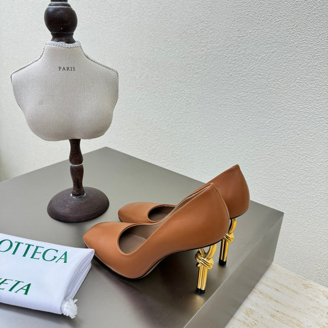 KNOT HIGH PUMP IN BRONZE BROWN AND GOLD METAL HEEL 9 CM