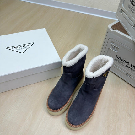 SUEDE BOOTS SLATE GRAY WITH SHEARLING LINING AND RUBBER FLATFORM SOLE