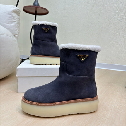 SUEDE BOOTS SLATE GRAY WITH SHEARLING LINING AND RUBBER FLATFORM SOLE