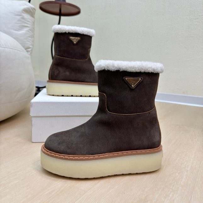 SUEDE BOOTS DARK BROWN WITH SHEARLING LINING AND RUBBER FLATFORM SOLE