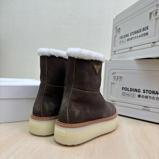 SUEDE BOOTS DARK BROWN WITH SHEARLING LINING AND RUBBER FLATFORM SOLE