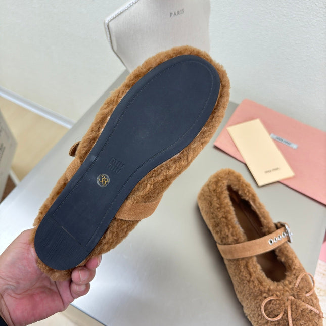 SHEARLING BALLET FLAT BROWN WITH SUEDE STRAP