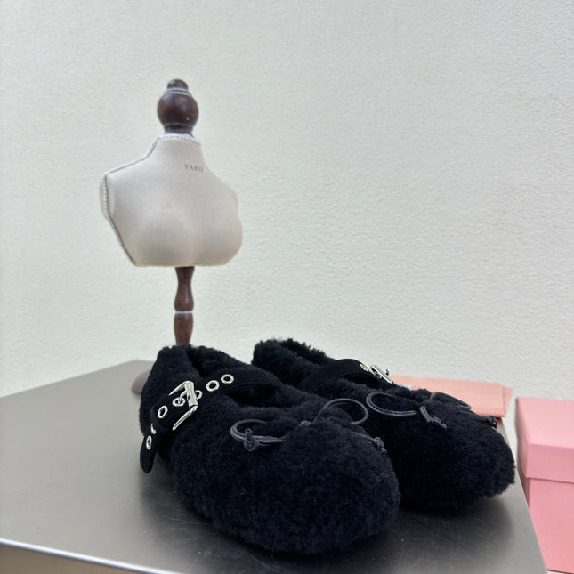 SHEARLING BALLET FLAT BLACK WITH SUEDE STRAP