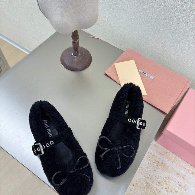 SHEARLING BALLET FLAT BLACK WITH SUEDE STRAP