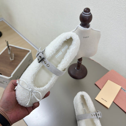 SHEARLING BALLET FLAT WHITE WITH SUEDE STRAP