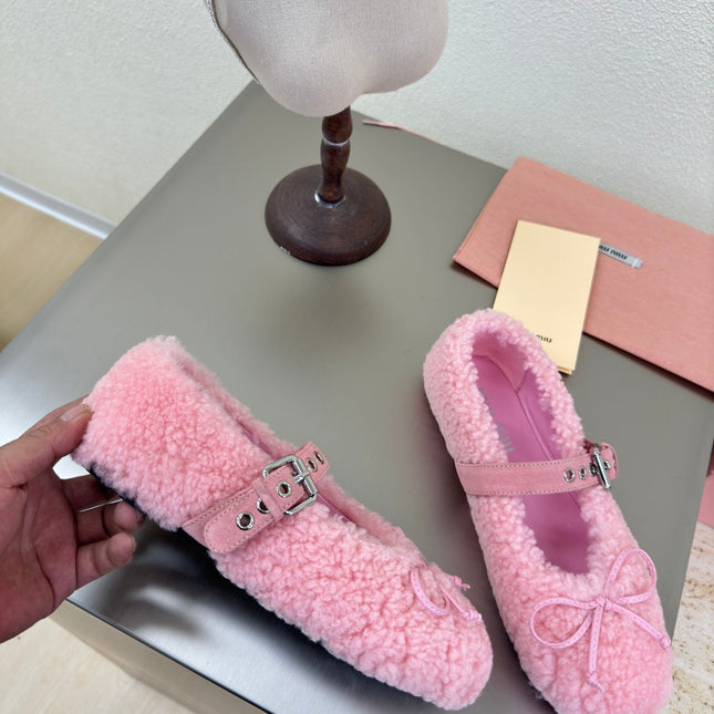 SHEARLING BALLET FLAT PINK WITH SUEDE STRAP