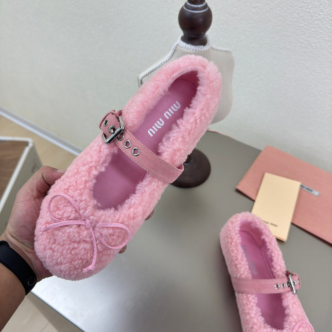 SHEARLING BALLET FLAT PINK WITH SUEDE STRAP